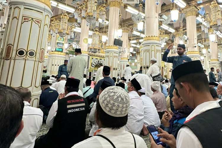 Jemaah Haji Indonesia Dapat Fasilitas Khusus Masuk Raudhah, Bisa Pakai Tasreh