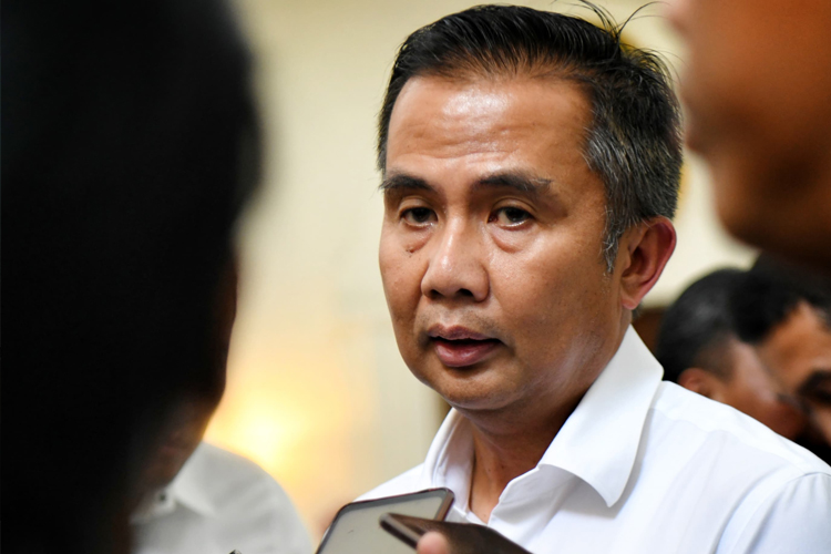 Pj Gubernur Jabar, Bey Machmudin memberikan penjelasan saat bertemu awak media (Dok Foto : Humas Jabar)