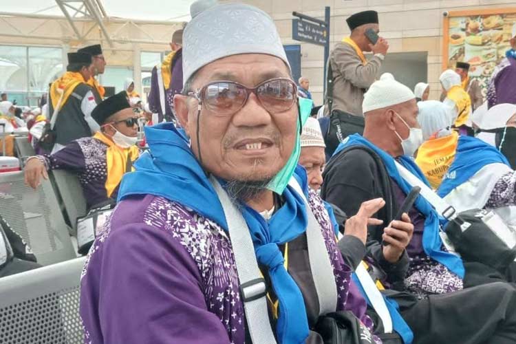 From Batam to Mecca, A Fisherman's Journey of Devotion
