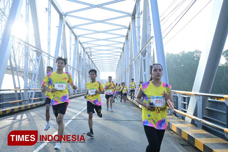 Event Mahakam Run 2022 lalu menyedot perhatian para pelari nusantara untuk ikut serta tahun ini (Foto: Kusnadi/TIMES Indonesia)