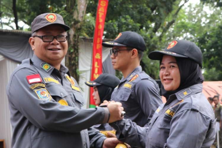 Pj Bupati Banjarnegara Tri Harso Widirahmanto SH saat membuka Jambore Satlinmas tahun 2024. (Foto: Kominfo for TIMES Indonesia)