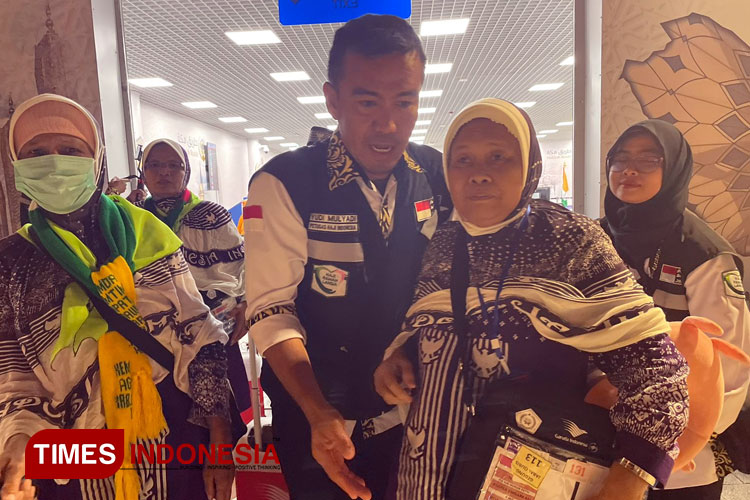 Garuda Indonesia Terbangkan Kembali Jemaah Calon Haji Kloter 5 Embarkasi Makassar