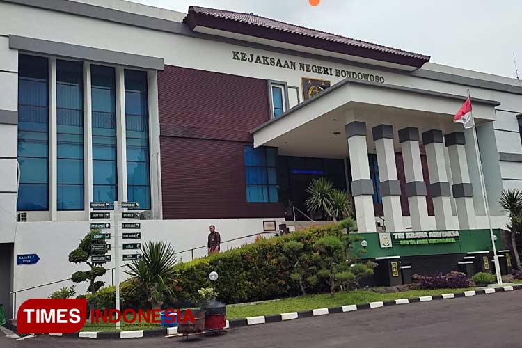 Pelapor meminta Kejaksaan agar kasus PT Bogem diusut kembali (FOTO: Moh Bahri/TIMES Indonesia)