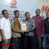 Pilkada Banjarnegara: Rohman Supriyadi, Caleg Terpilih PKS Daftar Bacabup 2024