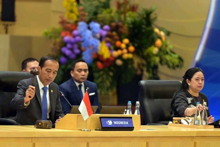 Presiden Joko Widodo memimpin Pertemuan Tingkat Tinggi World Water Forum ke-10 2024 di Nusa Dua, Badung, Bali, Senin (20/5/2024). (Foto: Media Center WWF 2024/Aditya Pradana Putra/pras) 