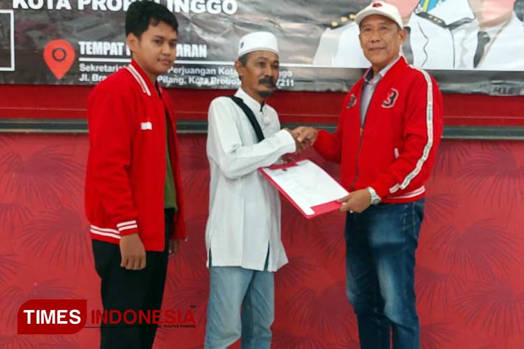 Syaiful Nur Wahid Calon Independen daftar penjaringan PDI Perjuangan (Foto: Rizky Putra Dinasti/TIMES Indonesia).