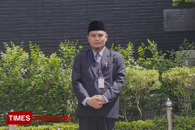 Zainul-Mustofa-a.jpg
