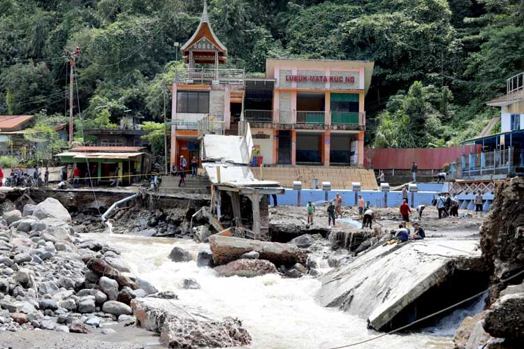 banjir-lahar-dingin-2.jpg