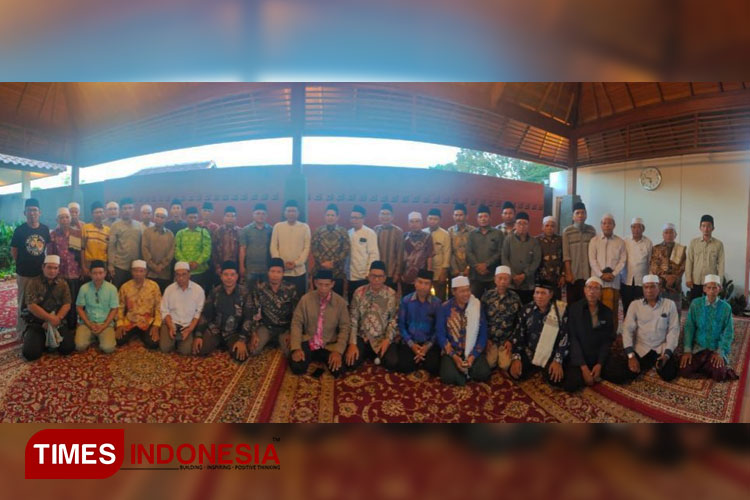 PD dan PCNWDI Se Lombok Timur Sepakat Dukung Pasangan Rohmi-Firin dan Luthfi-Wahid Bertarung Pada Pilkada 2024. (FOTO: AJP TIMES Indonesia)