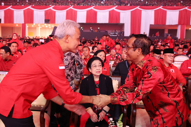 Di Depan Kader PDIP, Megawati Singgung Watak Pemerintahan Otoriter