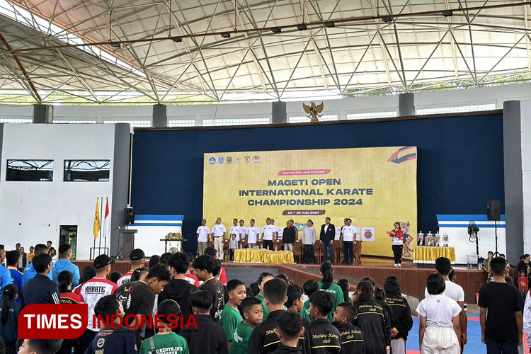 Pembukaan Mageti Open Internasional Karate Championship 2024 yang digelar di GOR Ki Mageti, Kabupaten Magetan, Jawa Timur. (Foto: Aditya Candra/TIMES Indonesia)