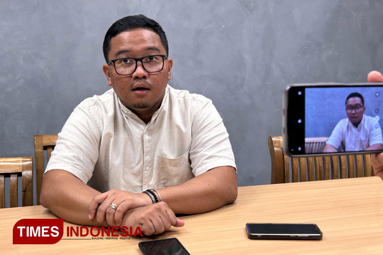 Area Manager Commrel & CSR Pertamina Patra Niaga Jatimbalinus, Ahad Rahedi, Senin (27/5/2024). (FOTO: Lely Yuana/TIMES Indonesia)