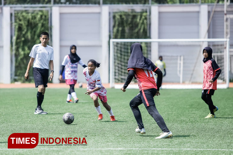Harumkan Nama Bumi Kartini, Laskar Jepara Putri Puncaki Klasemen Sementara Milklife Soccer League