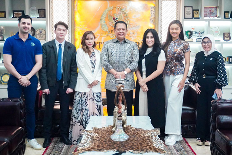 Wulan Guritno hingga Aura Kasih Bakal Ramaikan Tenis Celebrities Piala Ketua MPR RI 