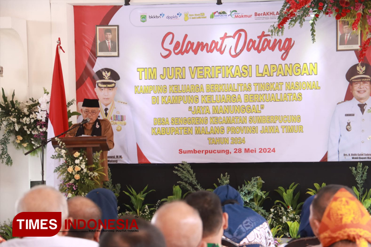Bupati Malang, HM Sanusi, dalam sambutan penyambutan tim Juri Lomba Kampung Keluarga Berkualitas Terbaik Nasional 2024, di Balai Desa Senggreng, Sumberpucung, Kabupaten Malang, Selasa (28/5/2024). (Foto Amin/TIMES Indonesia)