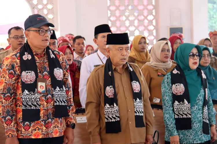 Bupati-Sanusi88b2fa9be1e82b42.jpg