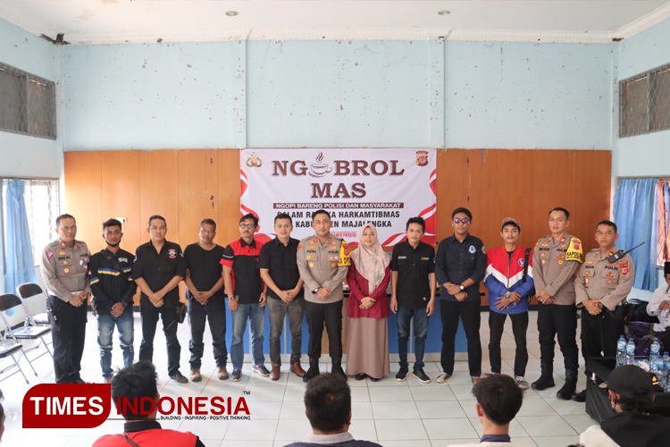 Polres Majalengka menggelar ngobrol mas bersama komunitas motor. (FOTO: Jaja Sumarja/TIMES Indonesia)