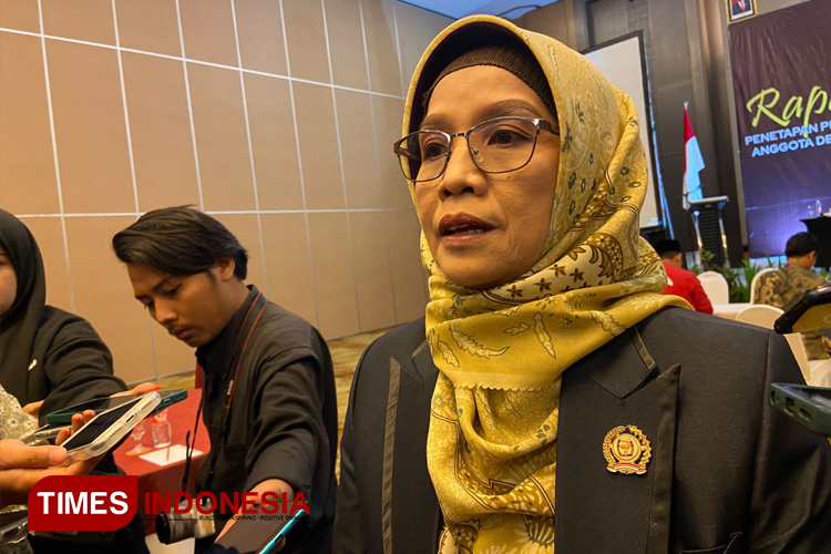Ketua KPU Kota Malang, Aminah Asminingtyas saat ditemui awak media. (Foto: Rizky Kurniawan Pratama/TIMES Indonesia)