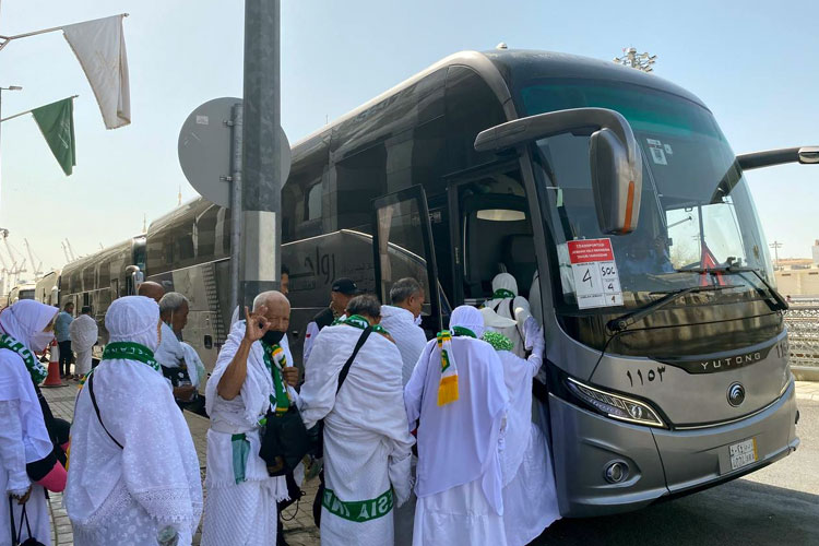Jemaah Haji Indonesia lansia mulai bertolak ke Makkah. (Foto: MCH 2024 Kemenag RI) 
