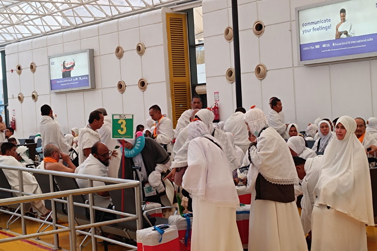 Arab Saudi Larang Visa Ziarah Masuk Makkah, Ini Tanggalnya