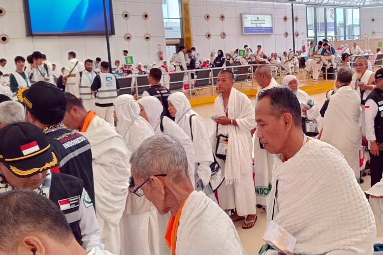 Layanan jemaah haji Indonesia di Bandara KALAU Jeddah. (Foto: MCH 2024 Kemenag RI)