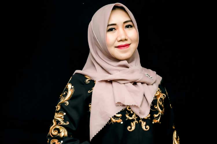 Dr. Lia Istifhama M.E.I