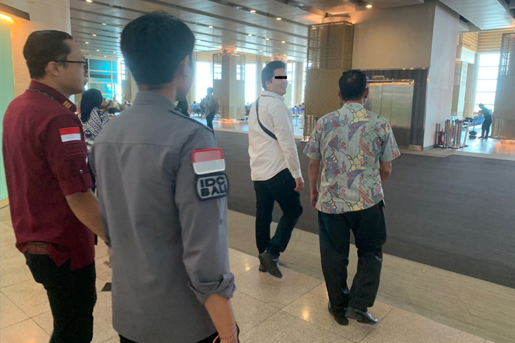 WNA Uzbekistan yang dideportasi Rudenim Denpasar sempat berkuliah di Bali. (Foto: Humas Kemenkumham Bali)