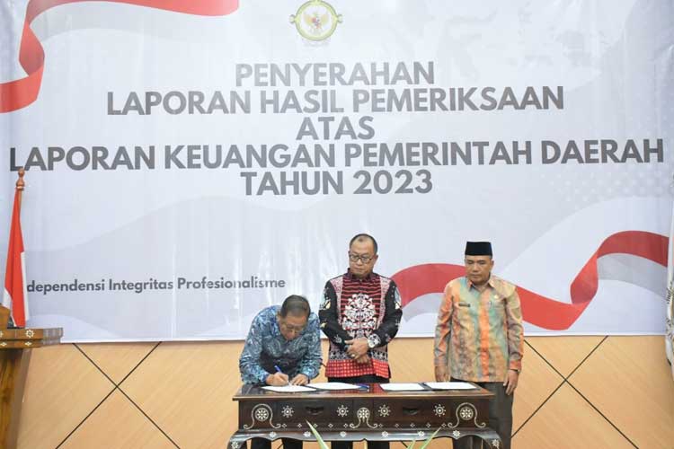 Bupati-Lombok-Utara-2.jpg