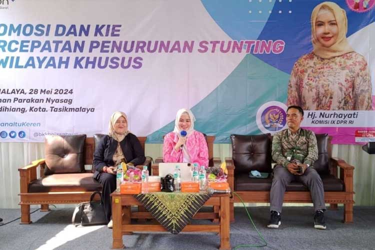 Anggota Komisi IX DPR RI, Nurhayati (tengah) saat membahas permasalahan stunting beberapa waktu yang lalu, (FOTO: Dok. BKKBN)
