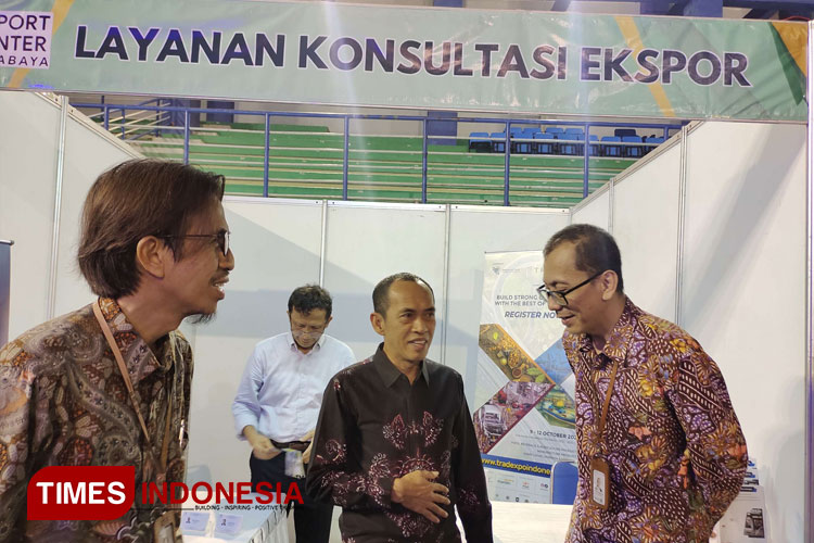 Pengelola-Export-Center-Surabaya-2.jpg