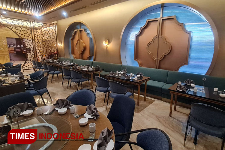Lan Hua Chinese Restaurant Mercure Surabaya Grand Mirama mengusung konsep baru dengan sentuhan klasik modern khas Tiongkok. (Foto: Tria Adha/TIMES Indonesia)