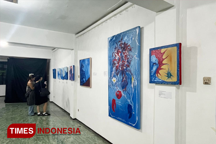 Biru, Jouska, dan Refleksi Diri: Eksplorasi Seni Karya Bambang Suprapto