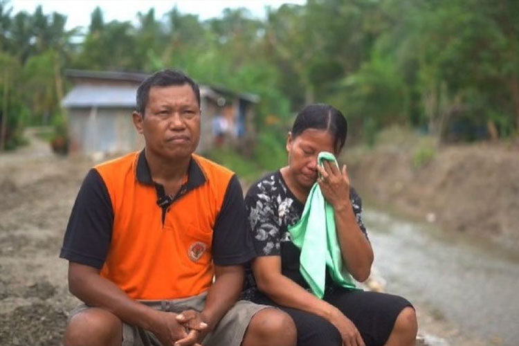 Samuel dan Istrinya yang kehilangan Anaknya Sebelum Adanya TMMD di Desanya.