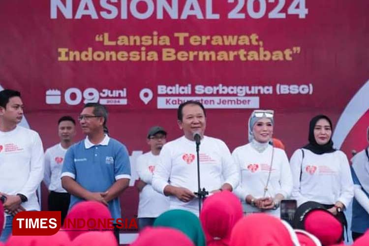 Hari Lanjut Usia Nasional, Ratusan Lansia Senam Bersama Bupati Jember