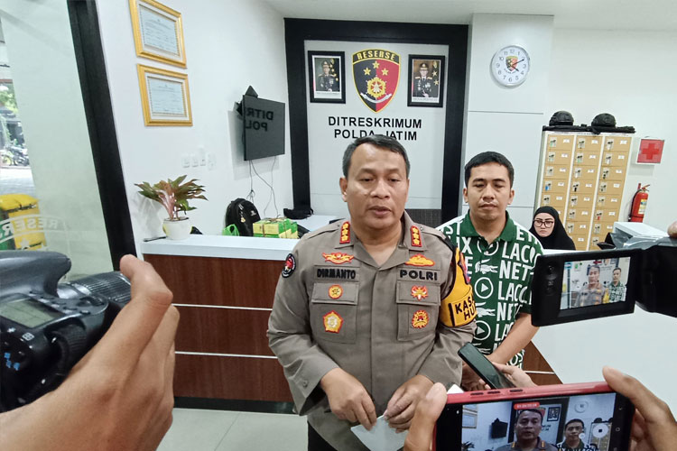 Kabid Humas Polda Jatim, Kombes Pol. Dirmanto. (FOTO; Dok. Humas Polda Jatim)