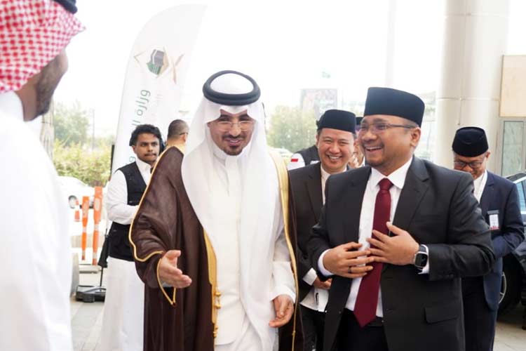 Menteri Agama Yaqut Cholil Qoumas menghadiri Mukhtamar Perhajian 2024 yang digelar di Makkah, Arab Saudi. (Foto: MCH 2024 Kemenag RI)