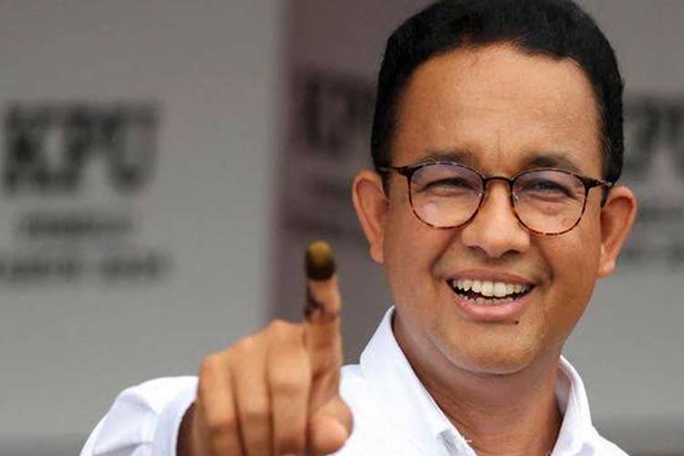 Anies Baswedan yang menyatakan siap maju di Pilgub Jakarta 2024. (FOTO: Reuters)