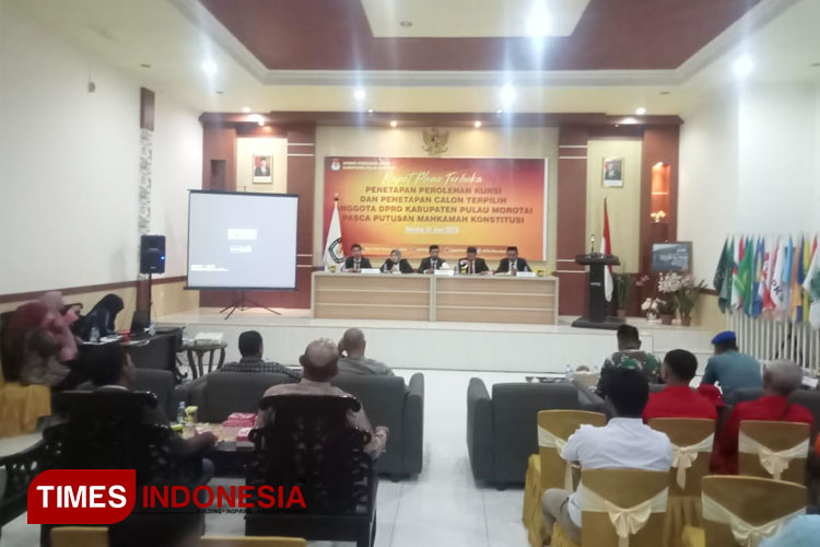 Suasana rapat pleno penetapan kursi dan calon terpilih DPRD Kabupaten Pulau Morotai periode 2024-2029. Jumat, 14 Juni 2024. (FOTO: Munces For TIMES Indonesia).
