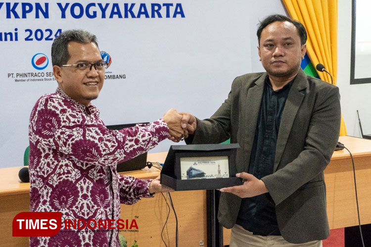 Hafis-Muaddab-Ketua-Jurusan-Akuntansi-SMK-Negeri-1-Jombang.jpg