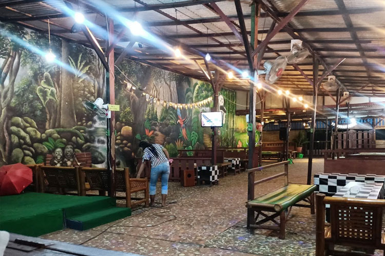 Incess Cafe jalan Citarum. (FOTO: Dok. Incess)
