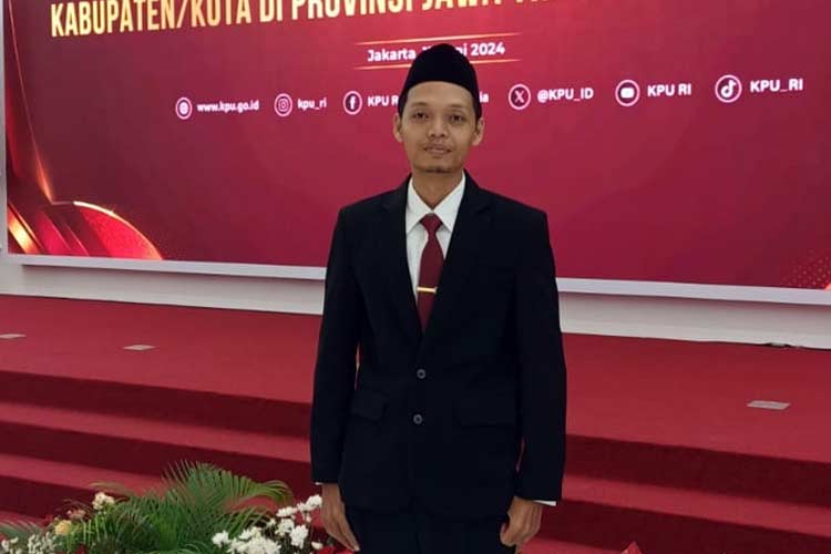 Romza angota Komisioner KPU Kabupaten Nganjuk Periode 2024-2029. (FOTO: Dok. Romza for TIMES Indonesia)
