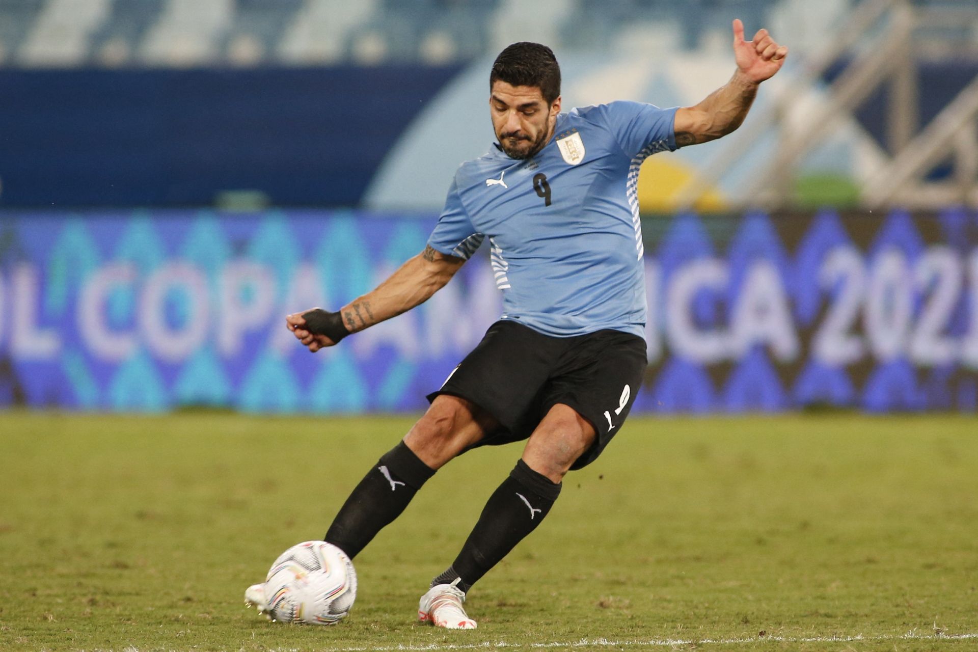 Luis-Suarez.jpg