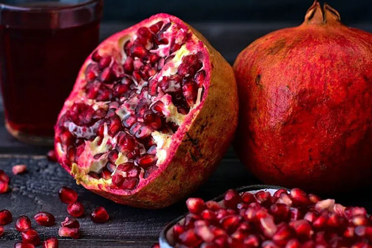 Molase delima, salah satu obat herbal yang terkenal di Arab Saudi. (FOTO: Pixabay)