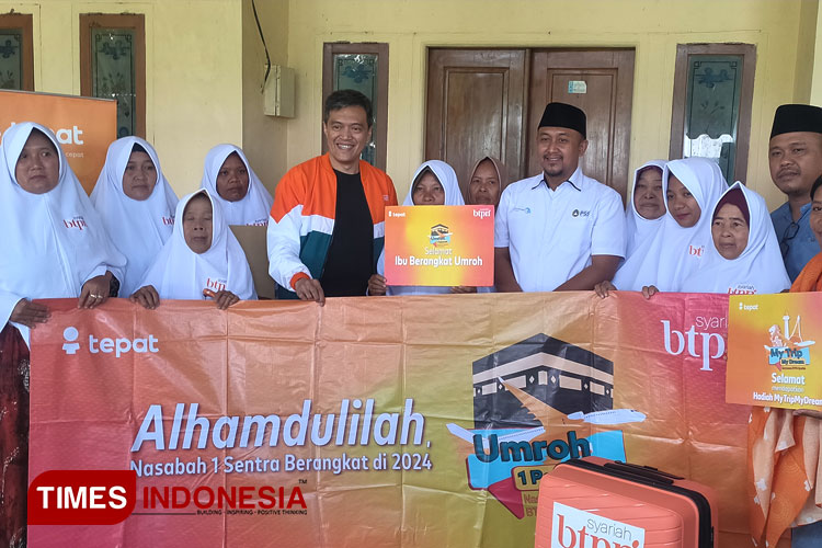 Disiplin Kumpulan BTPN Syariah, Pemkab Lamongan Bangga 8 Warga Kedungpring Umrah Gratis
