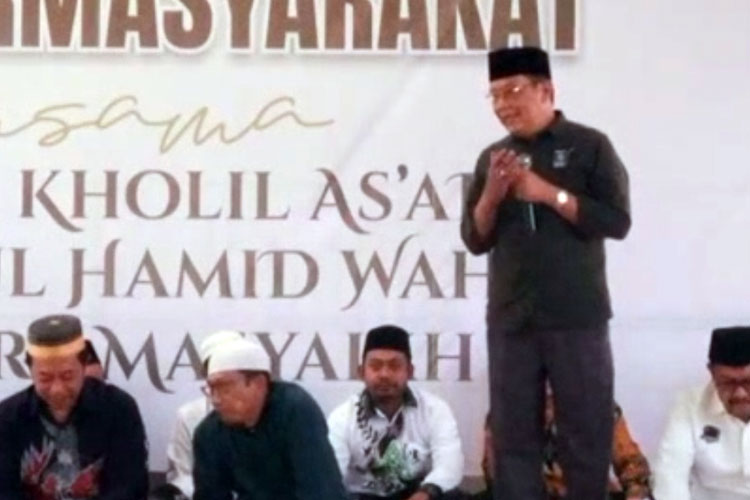 Ketua DPC PKB Bondowoso saat sambutan di acara Sholawat dan Perjuangan sekaligus pra deklarasi calon bupati dan calon wakil bupati Bondowoso (FOTO: Tangkapan layar youtube)