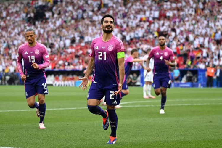 Selebrasi Ilkay Gundogan (tengah) setelah mencetak gol kedua Jerman ke gawang Hungaria dalam pertandingan Grup A Piala Eropa 2024 di Mercedes-Benz Arena, Berlin pada Kamis (20/6/2024). (Foto: ANTARA/Dok-UEFA)