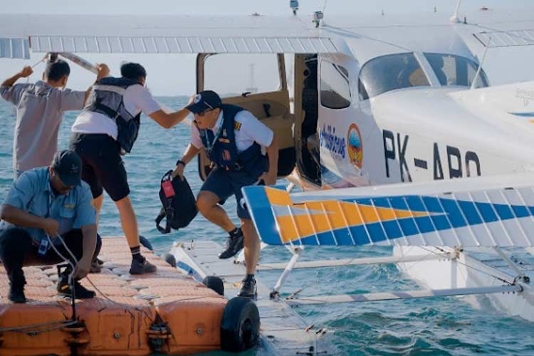 Uji coba seaplane oleh Baketrans Kemenhub di Pantai Mertasari Bali. (Foto: Humas Kemenhub RI for TIMES)