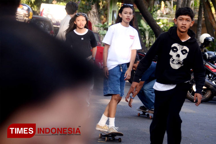 Go-Skateboarding-Day-2.jpg