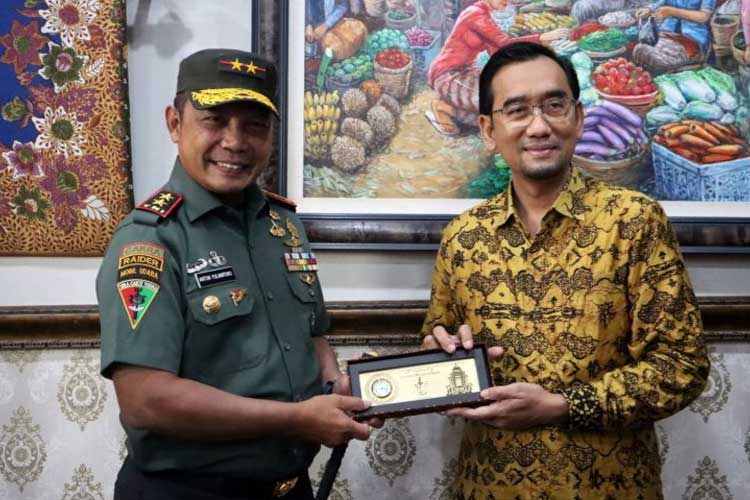 Pangdivif-2-Kostrad-2.jpg