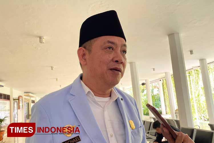 Wakil Ketua DPRD Banyuwangi Michael Edy Hariyanto SH, MH, usai memimpin rapat paripurna. (Foto: Fazar Dimas/TIMES Indonesia)